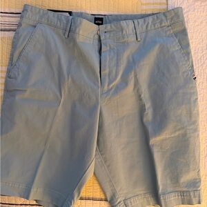 Hugo Boss Men's Gray Flat Front Shorts